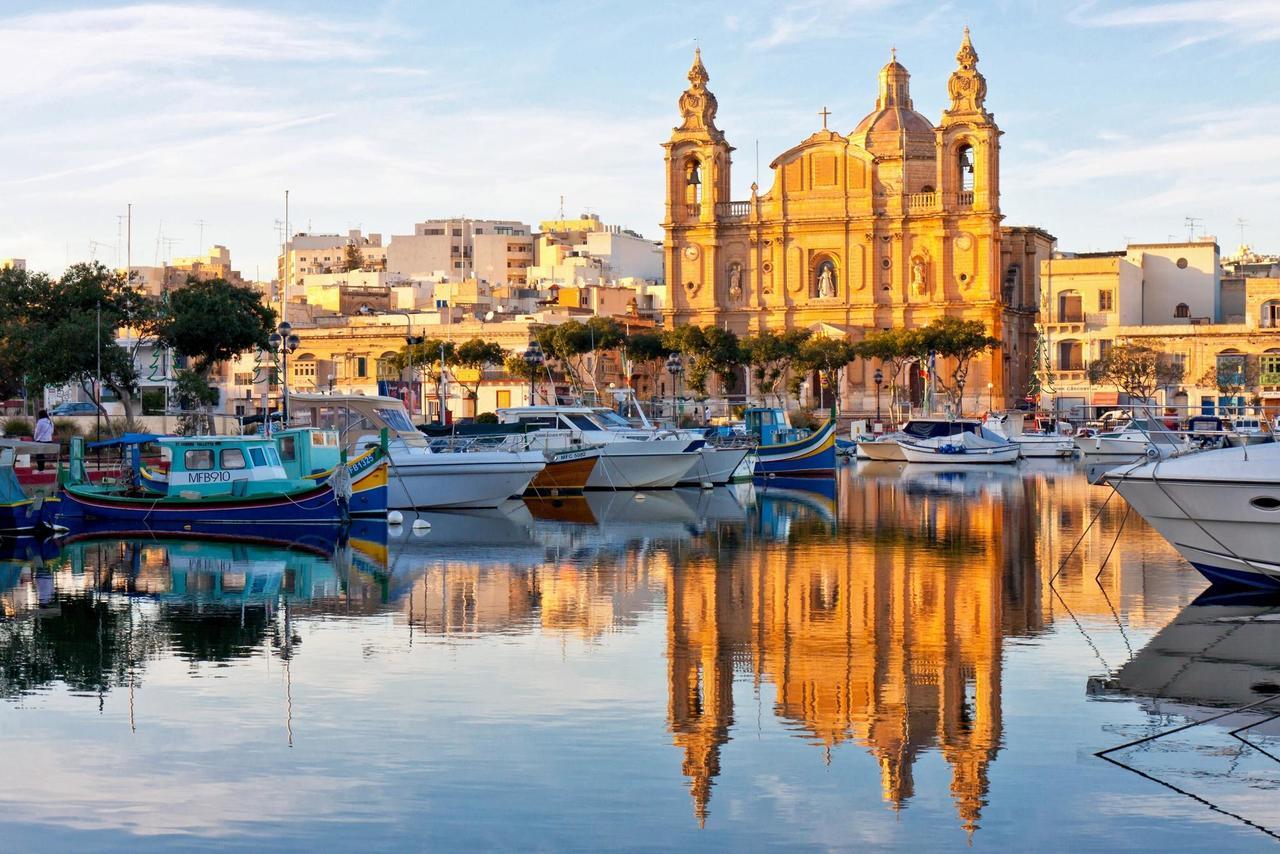 Centre Point Msida Exterior foto